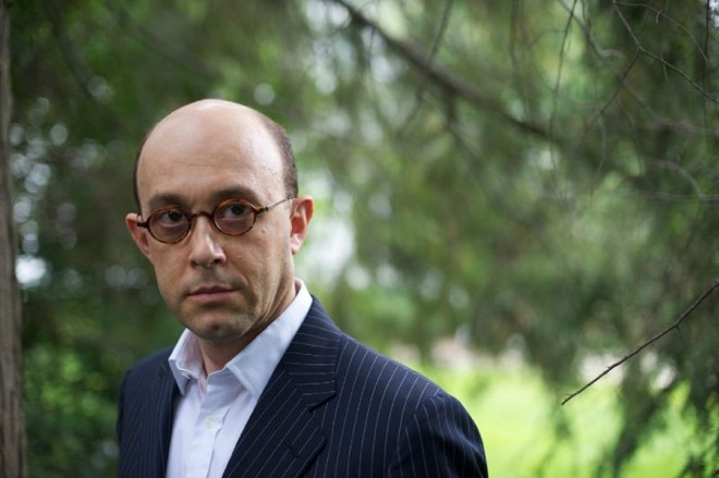 Receber um prêmio como esse indica que outras pessoas podem apreciar o livro, que o esforço para escrevê-lo valeu a pena.. Alexandre Vidal Porto, vencedor da categoria Romance | Fotos: Divulgação