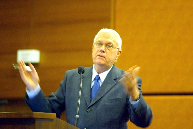 Em uma das suas passagens por Curitiba, em 2005, o jornalista fez uma palestra no Estação Embratel Convention Center | 