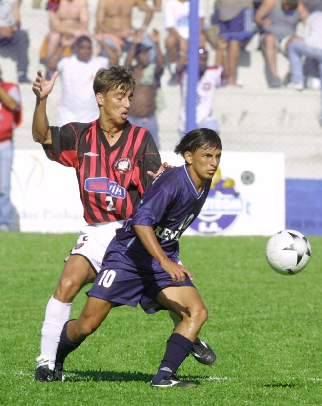 O camisa 10 Rodrigo Batata em lance pelo Malutrom contra o Atlético | 