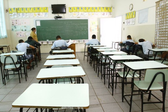 Aulas na zona rural de Londrina estão comprometidas com a falta de transporte para estudantes e professores da rede pública de ensino |