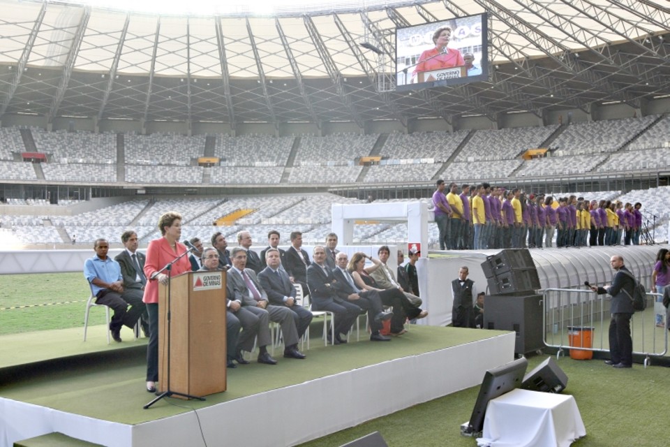Mineirão é reaberto com discursos políticos e nada de futebol | Carlos Rheik/Hoje em Dia