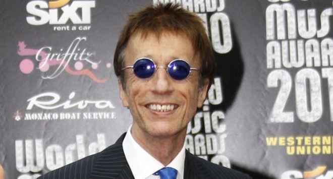Robin Gibb, cantor do Bee Gees, em foto de 2010 |