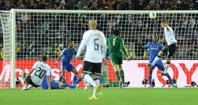 Lance do gol corintiano no segundo tempo |