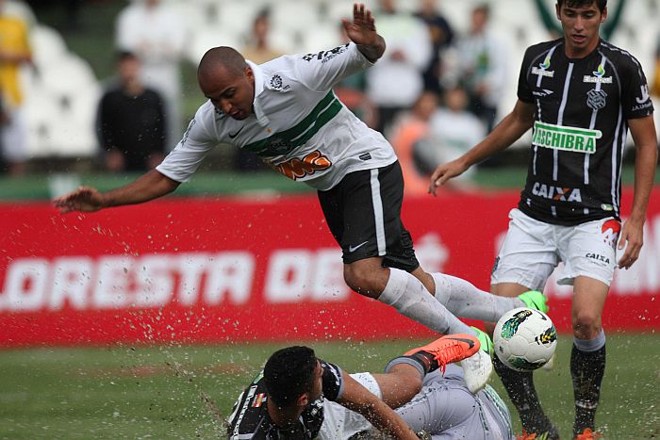 Deivid é marcado pelo Figueirense | 