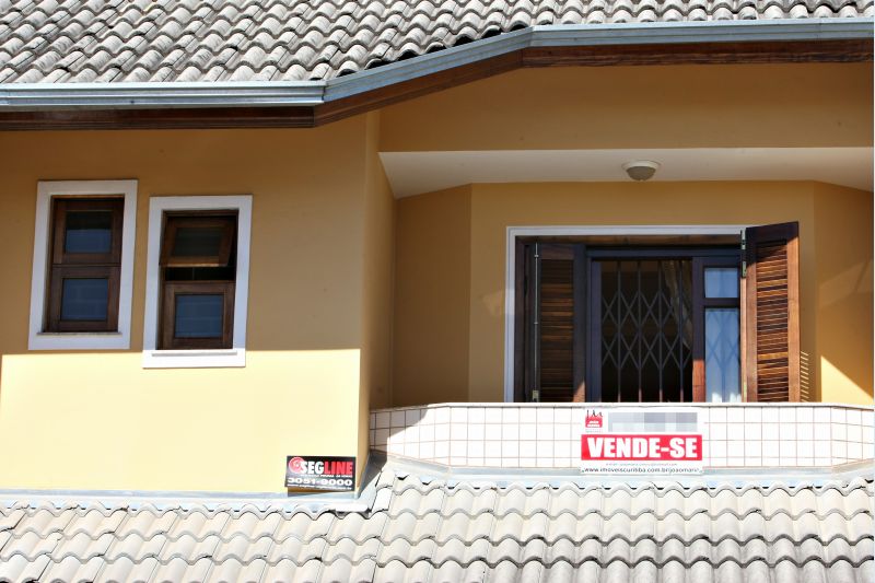 Casa à venda na região Norte de Curitiba: preços estão subindo, mas a velocidade das vendas está em queda | Aniele Nascimento/ Gazeta do Povo