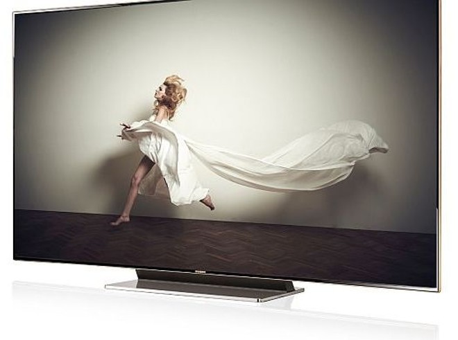 SAMSUNG ES9000 -Modelo de luxo com espetacular tela LED de 75 polegadas, suficiente para ocupar a parede de um cômodo. Opção para 3D e reconhecimento de voz e gestos. Preço:Cerca de R$ 25.000 | 