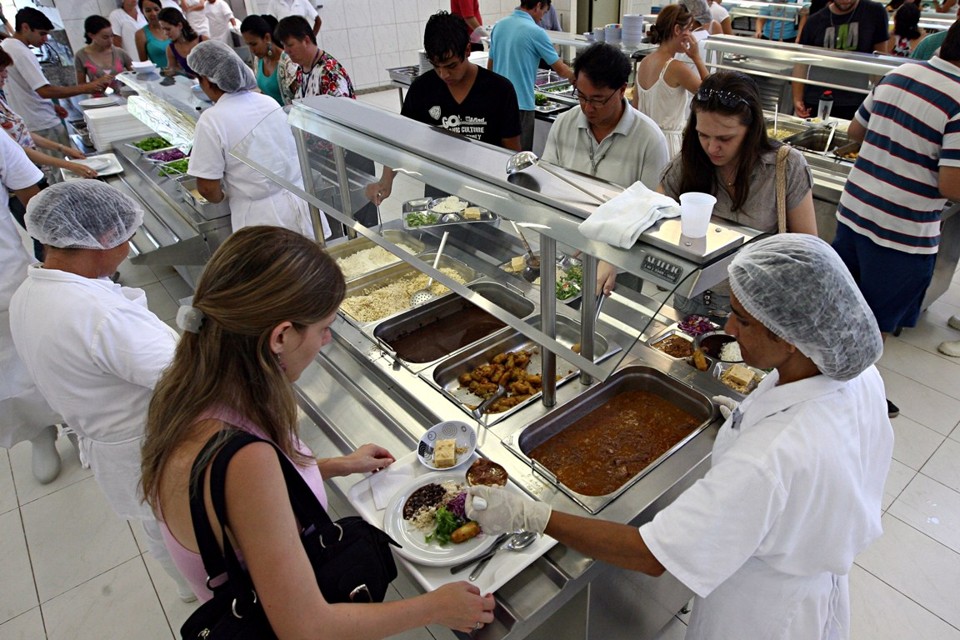 O restaurante universitário do Centro Politécnico é um dos quadro RUs da Federal | Felipe Rosa / Gazeta do Povo