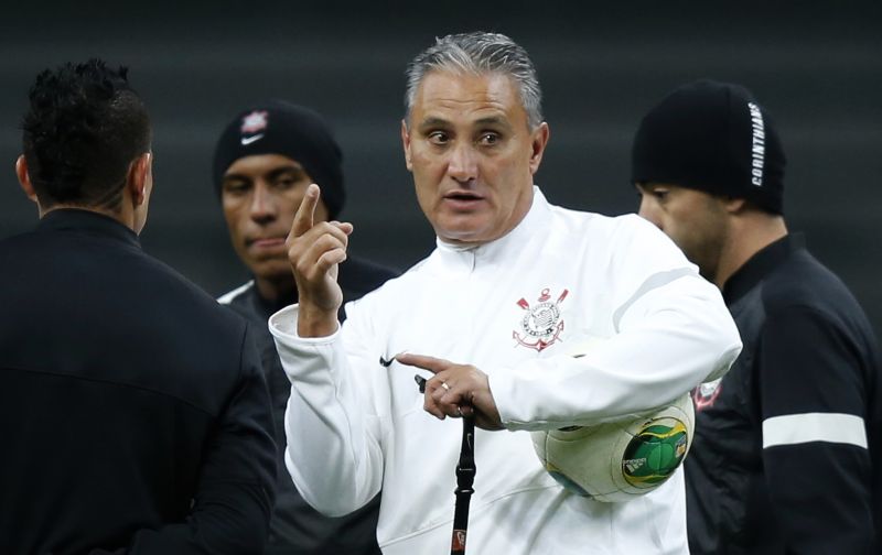 Corinthians não pode se considerar favorito na semi do Mundial, defende Tite | Reuters