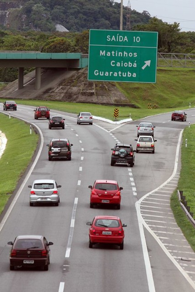 Fluxo grande em direção ao litoral |