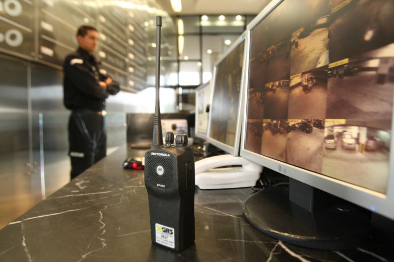 Quem ganha o piso da categoria, de R$ 1.140, deverá ver seu salário aumentar em R$ 342 | Daniel Castellano/Gazeta do Povo