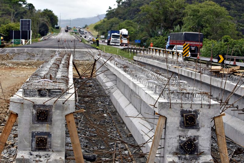 Finalização da ponte no início do mês: obra durou 80 dias | Henry Milleo/Gazeta do Povo