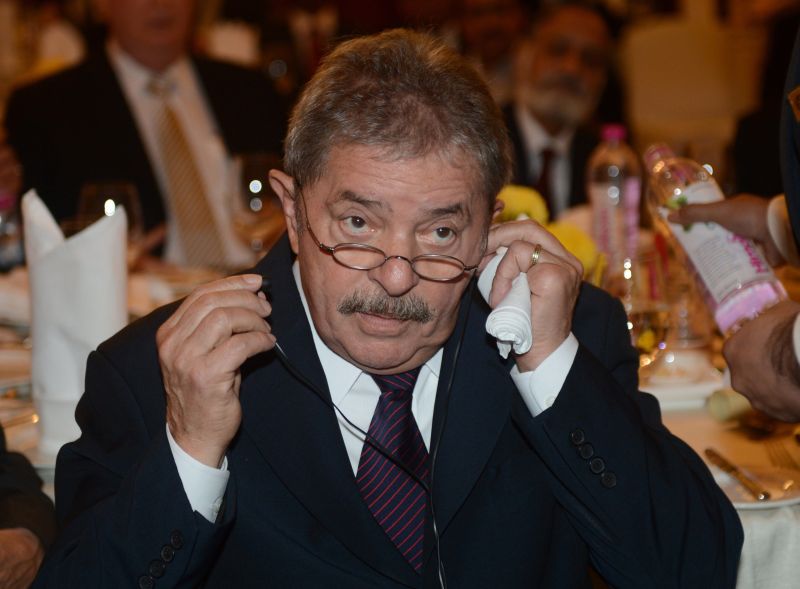 Lula saiu em defesa da presidente Dilma Rousseff, chamada de "ingrata" por Fernando Henrique Cardoso | Raveendran/AFP