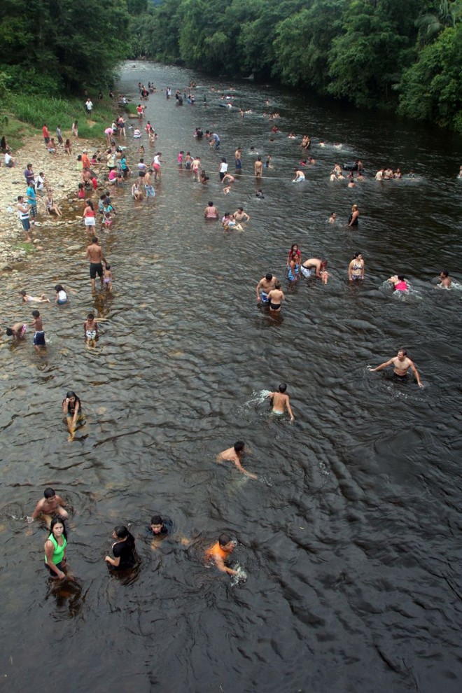 Registro do Rio Nhundiaquara, em Morretes, no litoral do PR |