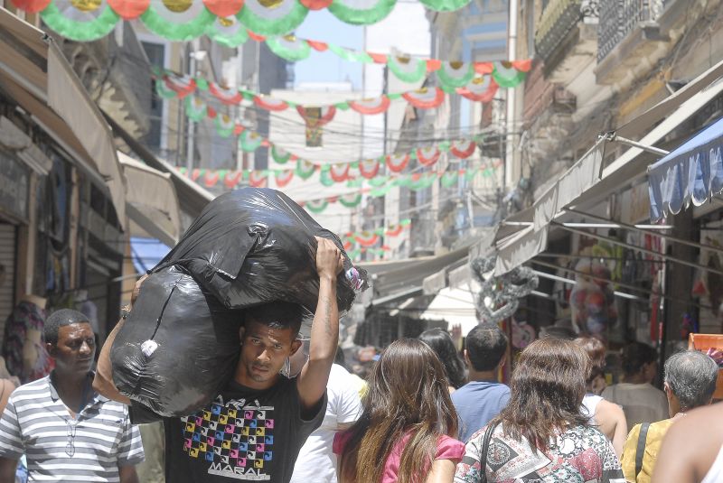 Comércio popular no Rio de Janeiro: juros de lojas subiram para 4,3% ao mês | Tânia Rêgo/Agência Brasil