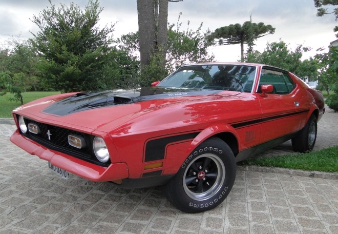 Julho: Ford Mustang Mach-1 1972 |