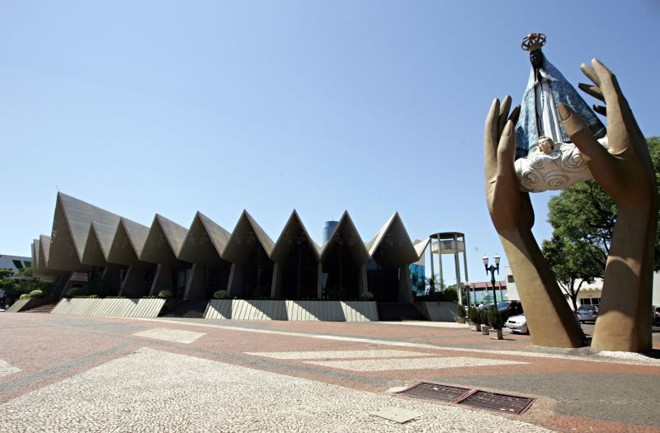 Praça do centro de Cascavel: obras de reforma na região central estão orçadas em R$ 115 milhões |