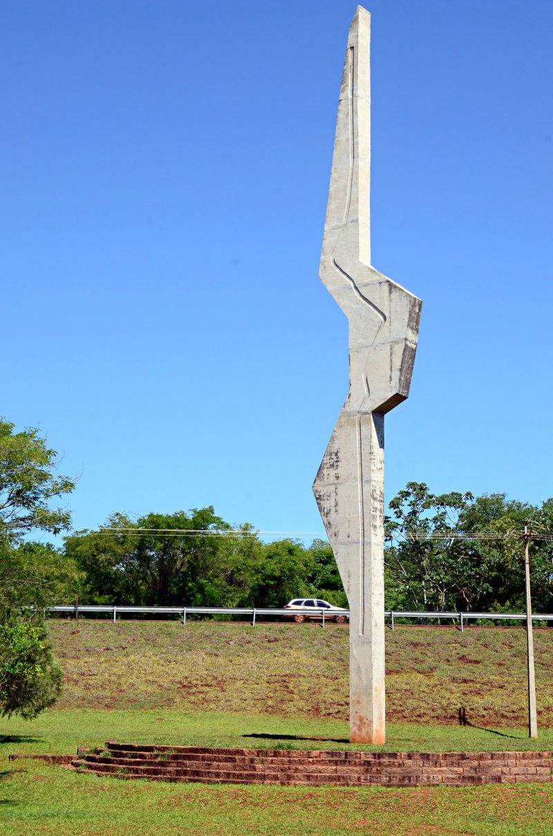 Monumento atrai turistas interessados em história | Marcos Labanca/Gazeta do Povo