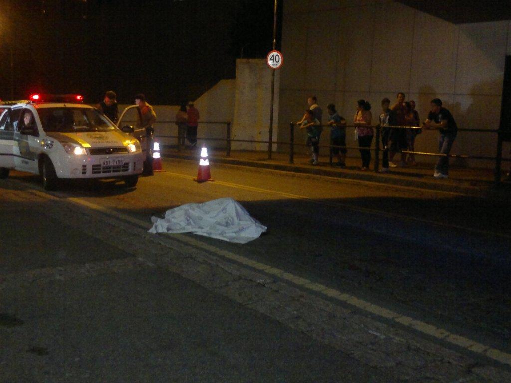 Antônio Macroski foi arrastado por cerca de 150 metros na Travessa da Lapa | Katna Baran/Gazeta do Povo