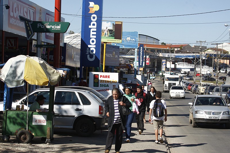 Estrada da Ribeira, em Colombo, receberia melhorias na obra do Corredor Metropolitano | Henry Milléo / Agência de Notícias Gazeta do Povo