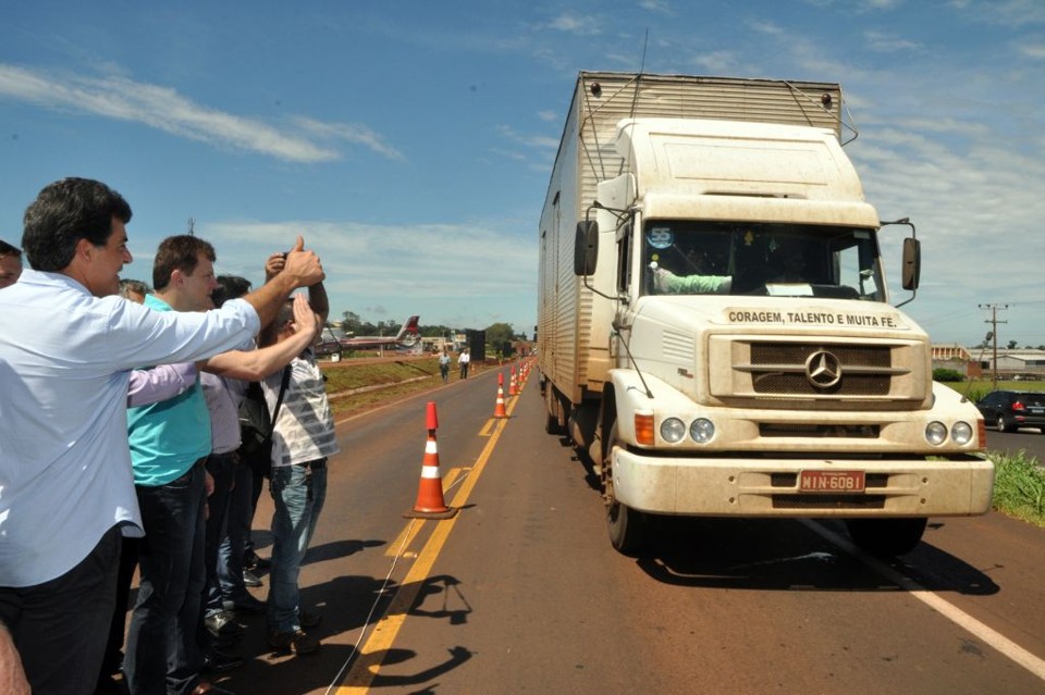 Richa inaugura primeiro trecho duplicado da BR-277 no Oeste Trecho duplicado da BR-277 é inaugurado em Medianeira | Divulgação / Agência Estadual de Notícias