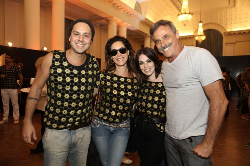 Alexandre Nero, Karen Brustolin, Christiane Torloni, e Oscar Magrini | Divulgação