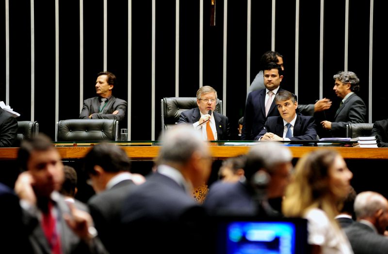 O plenário da Câmara Federal aprovou nesta terça-feira (4) em segundo turno a PEC que amplia os direitos trabalhistas das empregadas domésticas. O projeto segue para votação no Senado | Gustavo Lima / Agência Câmara dos Deputados