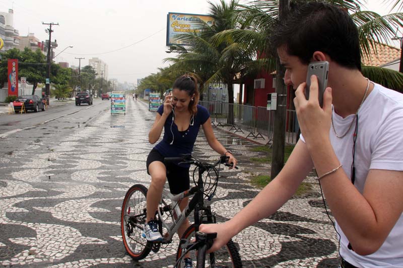 Usuários TIM têm problemas de sinal no litoral paranaense | Walter Alves / Gazeta do Povo