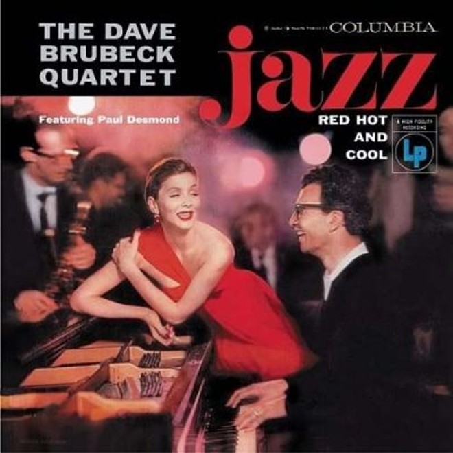 O pianista em 1956, na capa de Jazz: Red, Hot and Cool | 