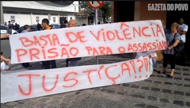 Protesto no início do ano reuniu familiares do jovem | Reprodução