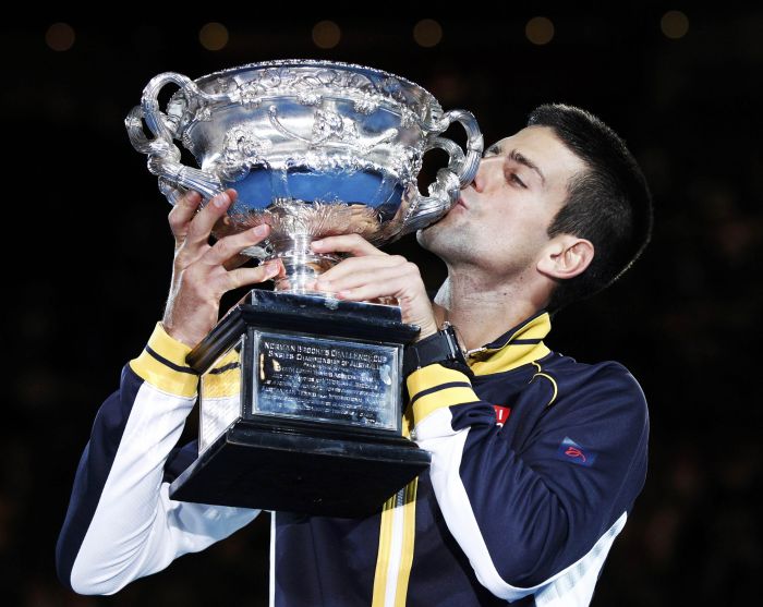 O sérvio Novak Djokovic comemora a vitória contra Andy Murray, no Aberto de Tênis da Austrália | REUTERS/Daniel Munoz