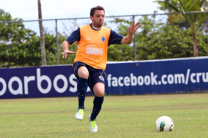 Montillo deixa o Cruzeiro e vai reforçar o Santos | Denilton Dias / Vipcomm