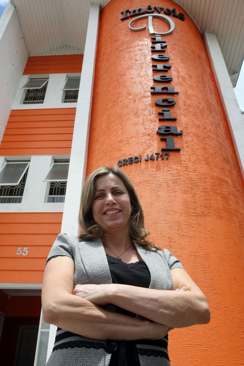 Ilza trocou o consultório pela área de vendas: Não existe idade para encarar novos desafios | Henry Milleo/ Gazeta do Povo