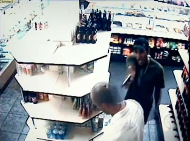 Reportagem fazia matéria justamente sobre assaltos | Reprodução