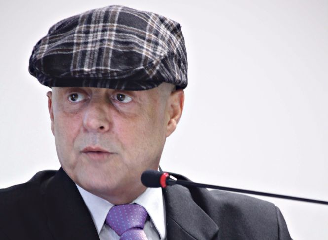 Mendes Ribeiro era deputado federal há 15 anos quando se tornou ministro da Agricultura, em 2011. |