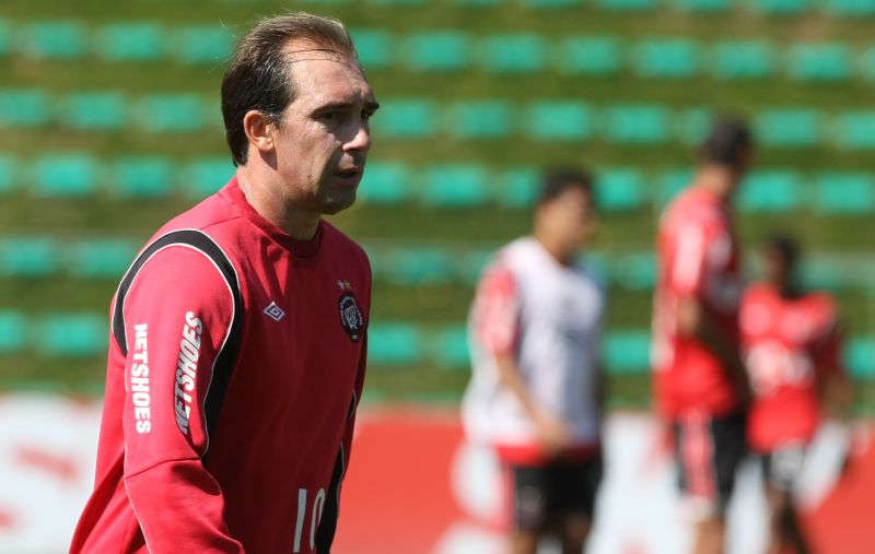 Contrato novo de Paulo Baier com o Atlético foi oficializado | Aniele Nascimento / Gazeta do Povo