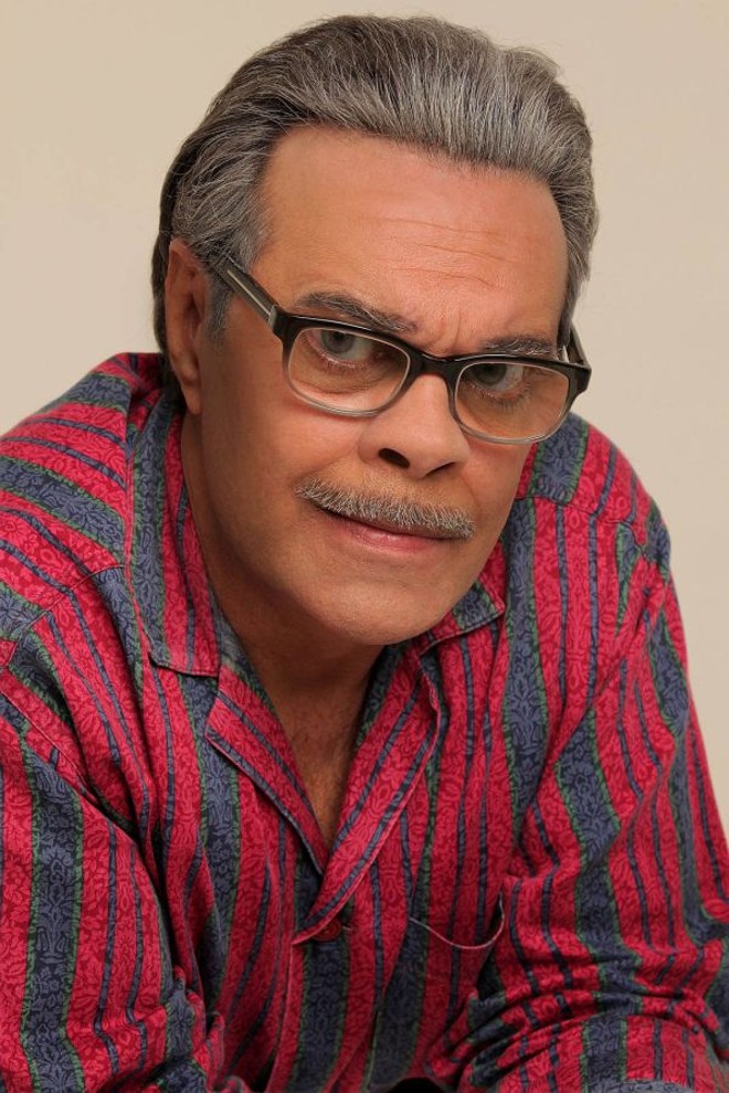 Diogo Vilela caracterizado como Ary Barroso: inspiração na vida e na morte do músico |