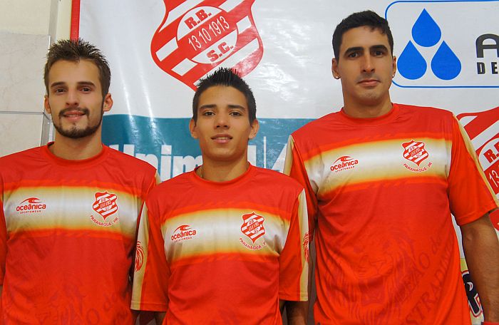 Hiran Gaúcho, Rafael Conca e Vlademir já estão treinando com o elenco do Rio Branco | Divulgação Rio Branco