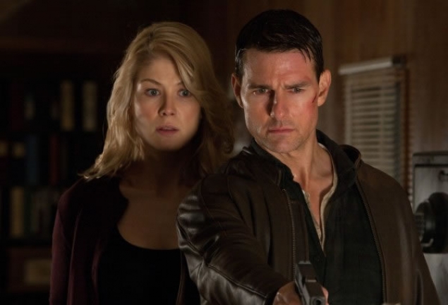 Em Jack Reacher, Tom Cruise atua como um ex-militar que tenta prender um serial killer em Miami | Reprodução