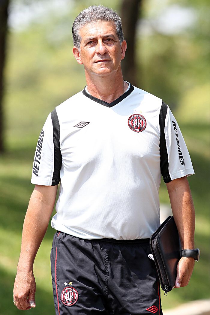 Ricardo Drubscky comandou na última quarta-feira o primeiro coletivo do Atlético no ano | Albari Rosa / Gazeta do Povo