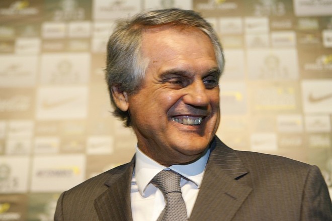 O presidente Vilson Ribeiro de Andrade fez dois discursos durante a apresentação do elenco do Coritiba |