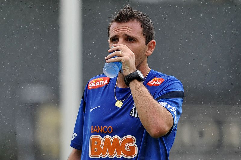 Montillo diz que chega para dividir a responsabilidade com Neymar no Santos | Ivan Storti / Flickr Santos