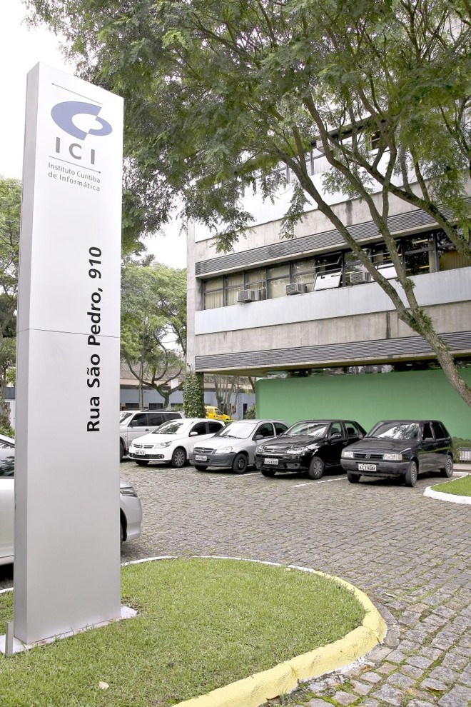 No limbo: Fruet ainda não indicou nova direção do instituto, localizado no Cabral | André Rodrigues/Gazeta do Povo