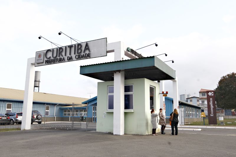 Centro de Especialidades do Bairro Novo foi uma das unidades afetadas pela greve do Evangélico | Daniel Castellano/ Gazeta do Povo