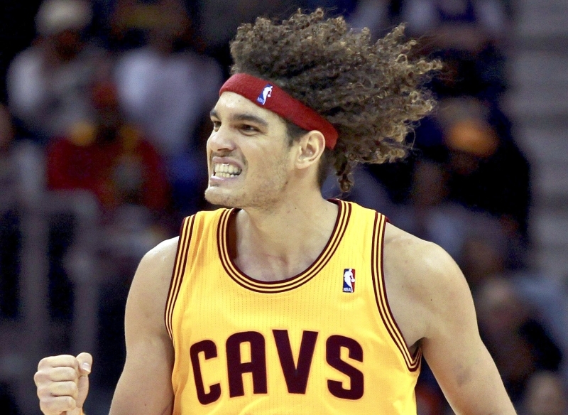 Lesão no joelho de Anderson Varejão se agravou | Aaron Josefczyk/Reuters