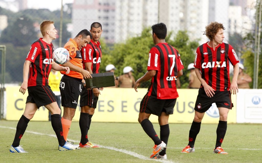 Jovens do Atlético jogam o clássico com o Paraná | Antônio More/Gazeta do Povo
