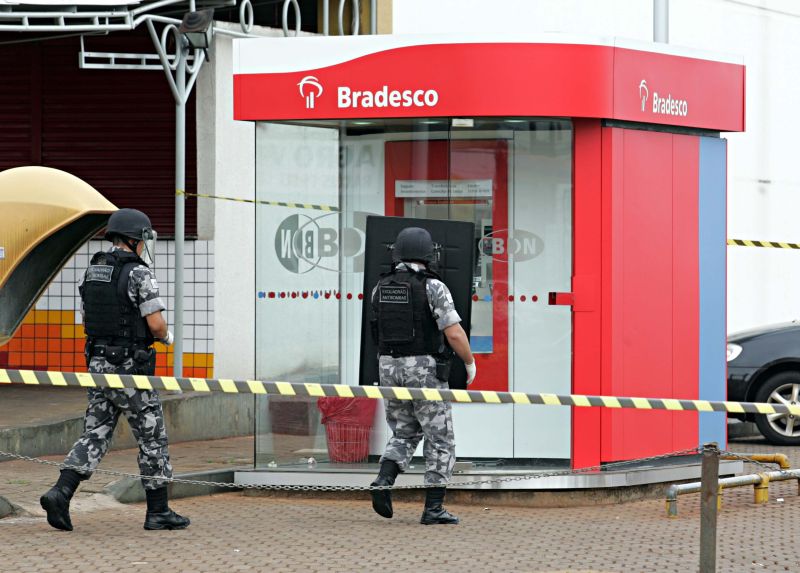 Em 2012, foram 104 explosões de caixas eletrônicos | Christian Rizzi/ Gazeta do Povo