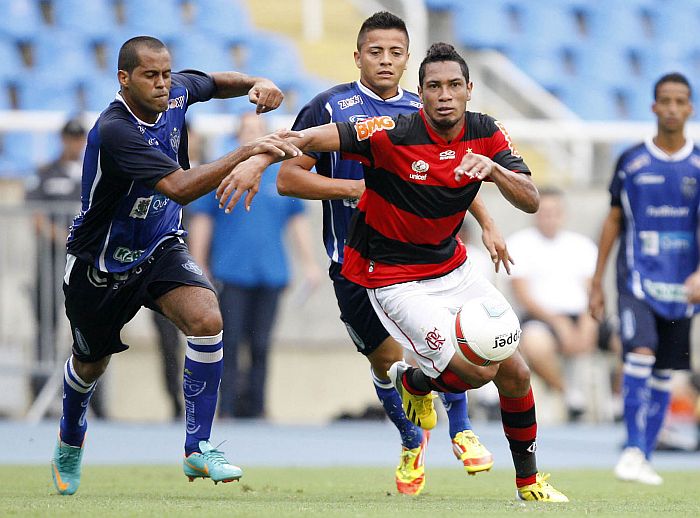 Novato Hernane garantiu a vitória do Flamengo sobre o Quissamã na estreia do Campeonato Carioca | André Portugal / VIPCOMM