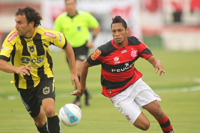 Hernane fez o gol da vitória do Flamengo sobre o Volta Redonda | Alexandre Vidal / FlaImagem