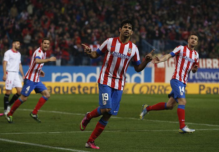 Diego Costa comemora gol na vitória do Atlético de Madri sobre o Sevilla | Reuters
