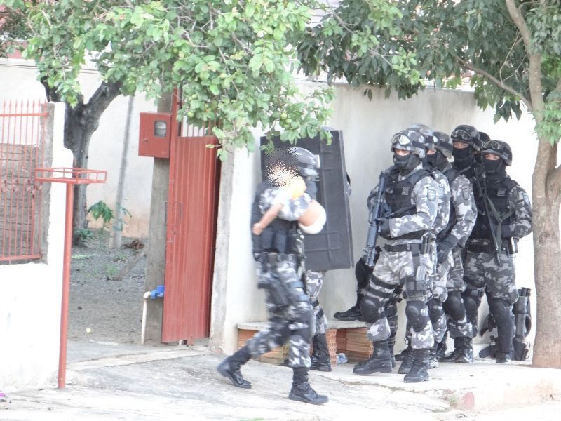 Registro da libertação do menino na manhã por volta das 7h30 desta sexta-feira | Luiz Guilherme Brandani